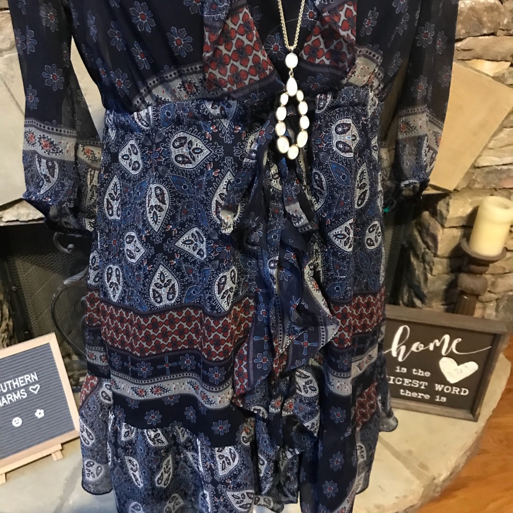 Banana Republic Boho Ruffle Dress Size 4 - Picture 4 of 8